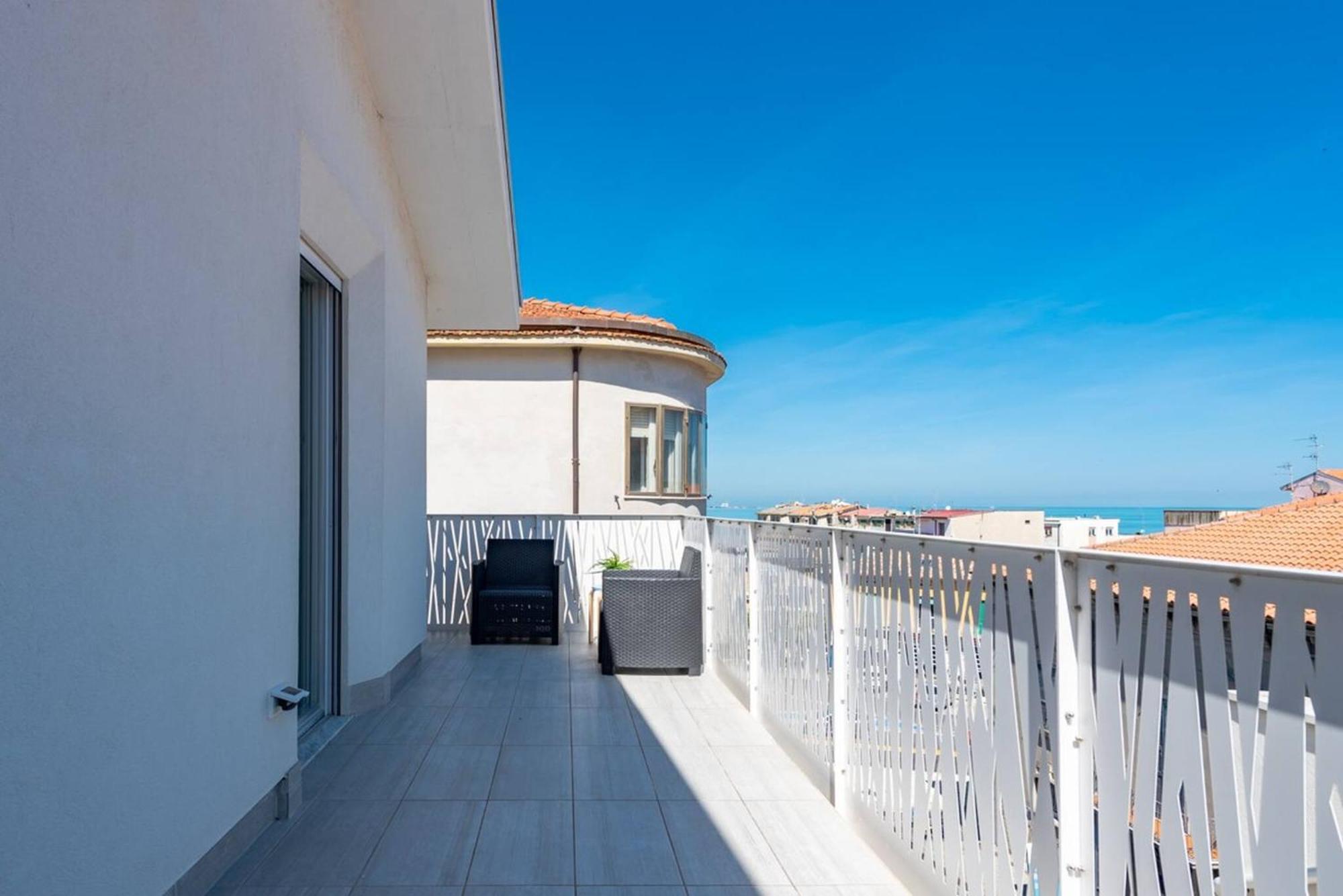 Blu Mare - Yourplace Abruzzo มารีนา ดิ ซานวิโต ภายนอก รูปภาพ